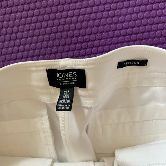 Jones New York - Picture 2 of 2